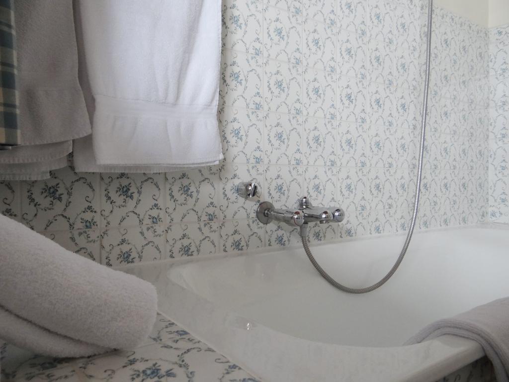 Auberge Des Chasseurs Echenevex Ngoại thất bức ảnh