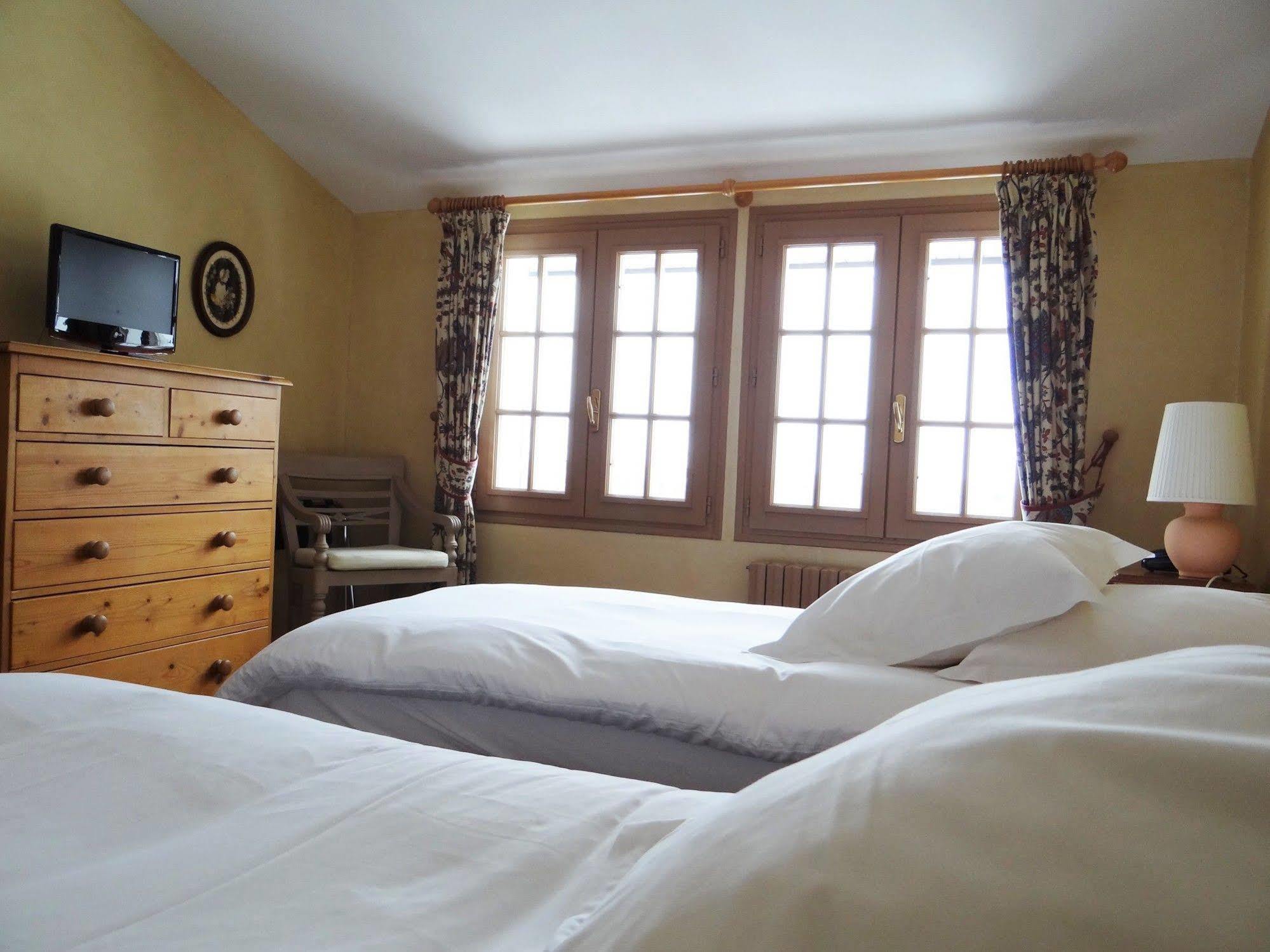 Auberge Des Chasseurs Echenevex Ngoại thất bức ảnh