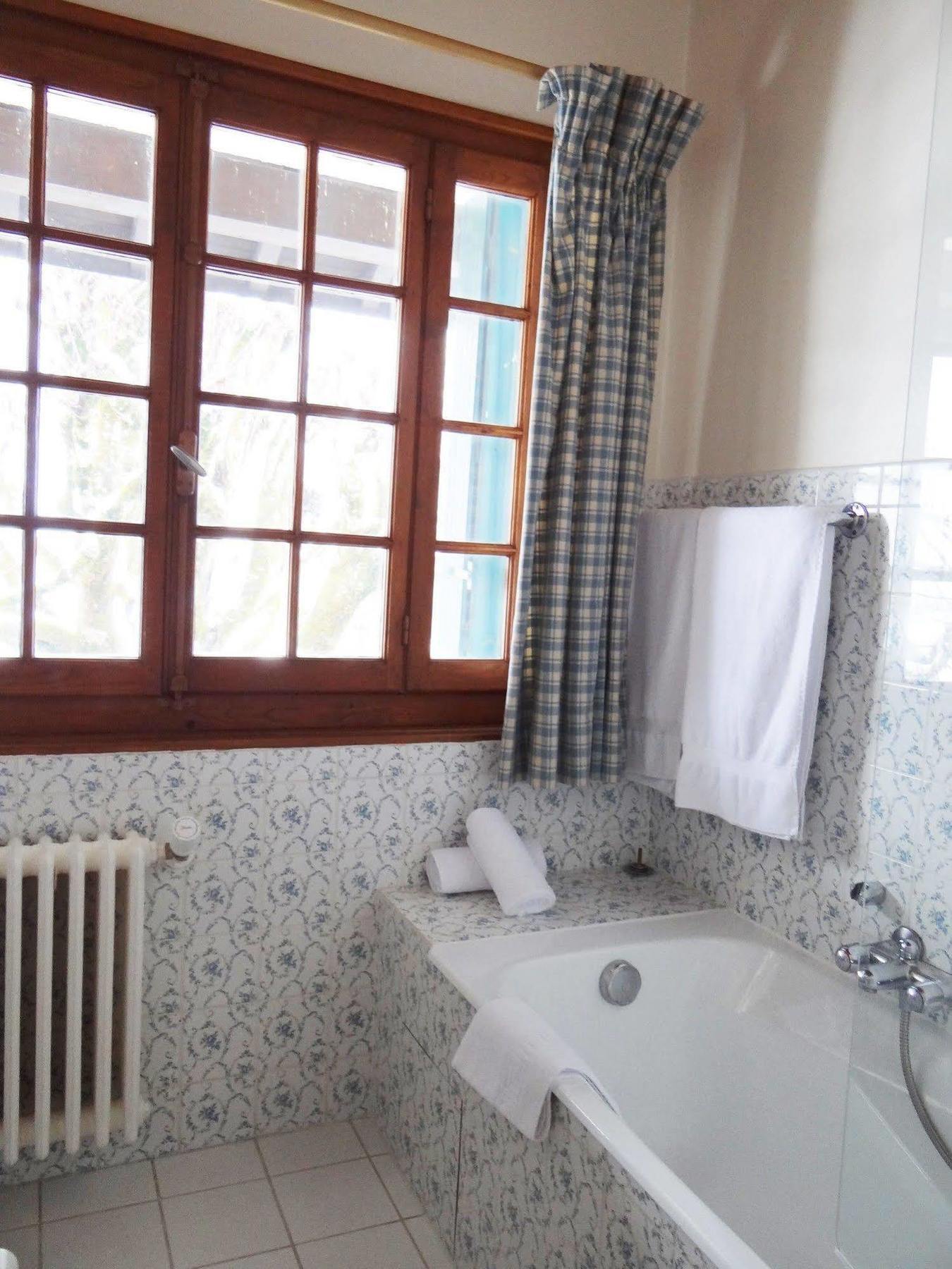 Auberge Des Chasseurs Echenevex Ngoại thất bức ảnh