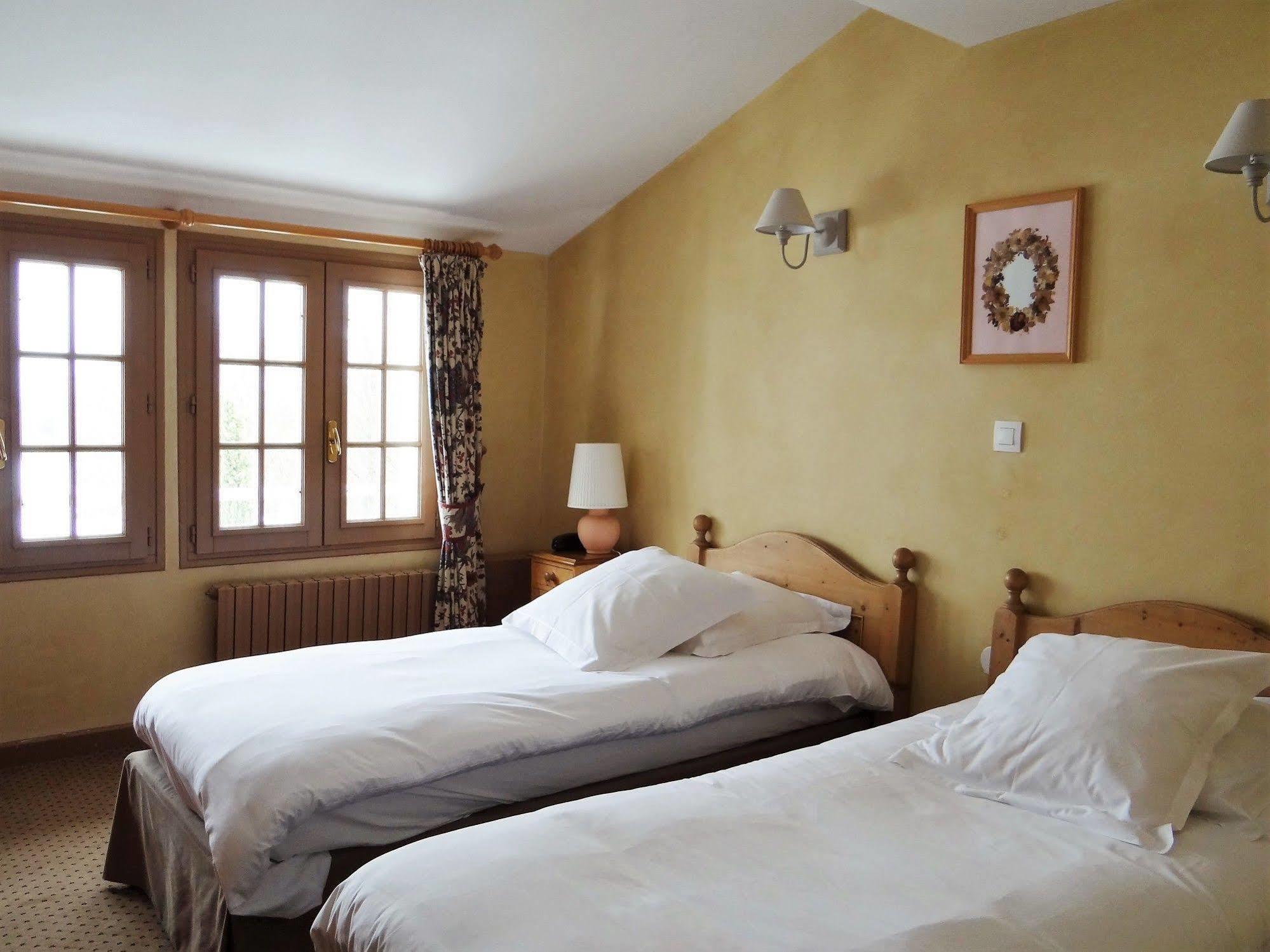 Auberge Des Chasseurs Echenevex Ngoại thất bức ảnh