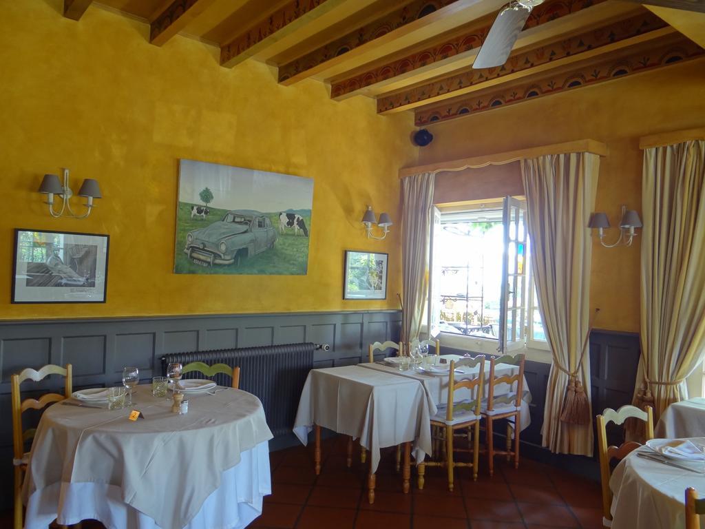 Auberge Des Chasseurs Echenevex Ngoại thất bức ảnh